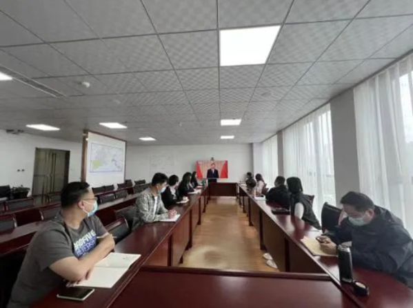 J9集团投资公司组织旁观庆祝中国共产主义青年团成立100周年大会 J9集团投资公司组织旁观庆祝中国共产主义青年团成立100周年大会