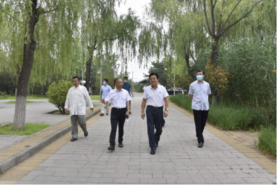 生态环保行业专家组一行到J9集团投资公司调查调研 生态环保行业专家组一行到J9集团投资公司调查调研