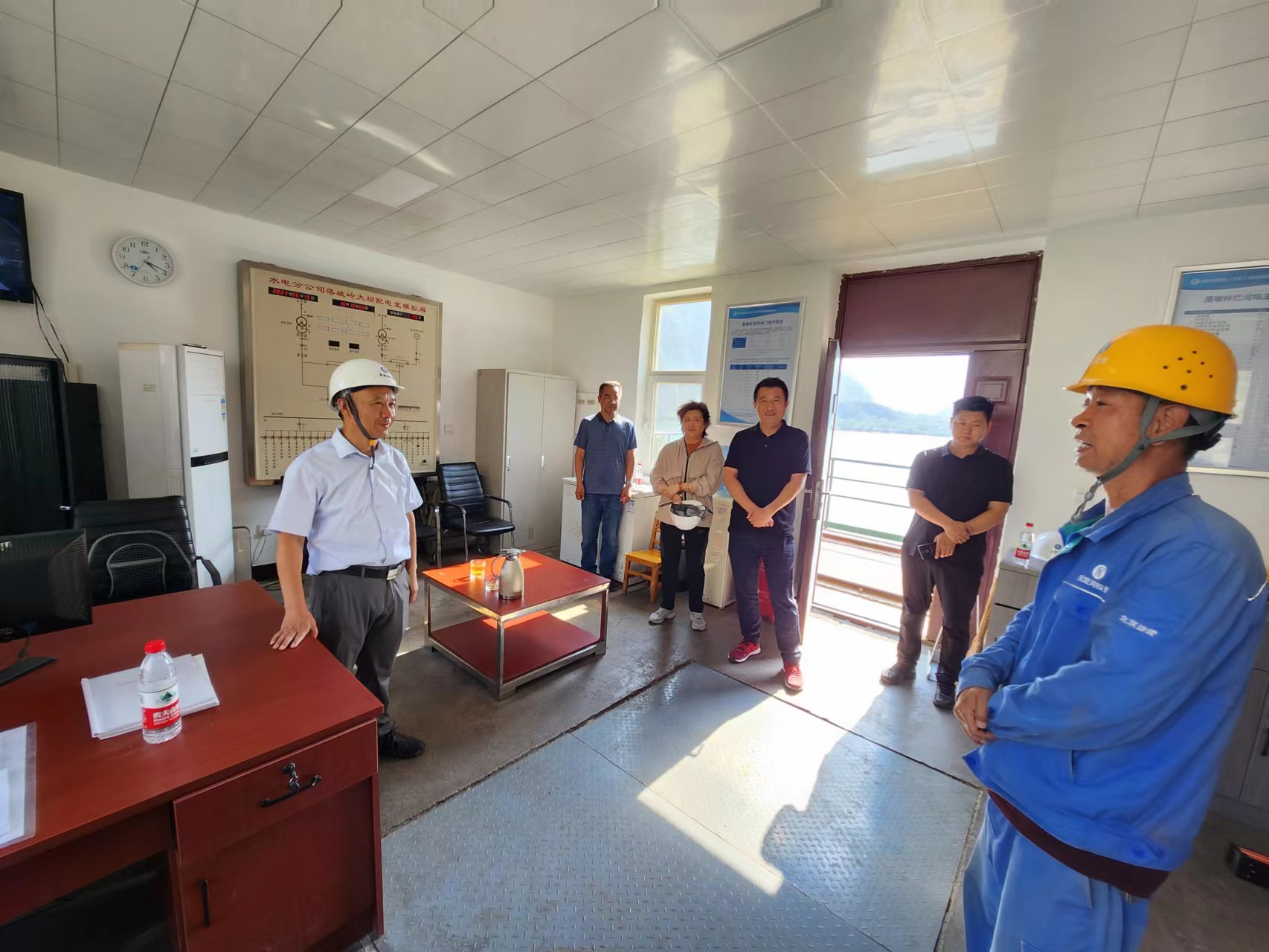 公司重要辅导一行赴J9集团山峡段调研