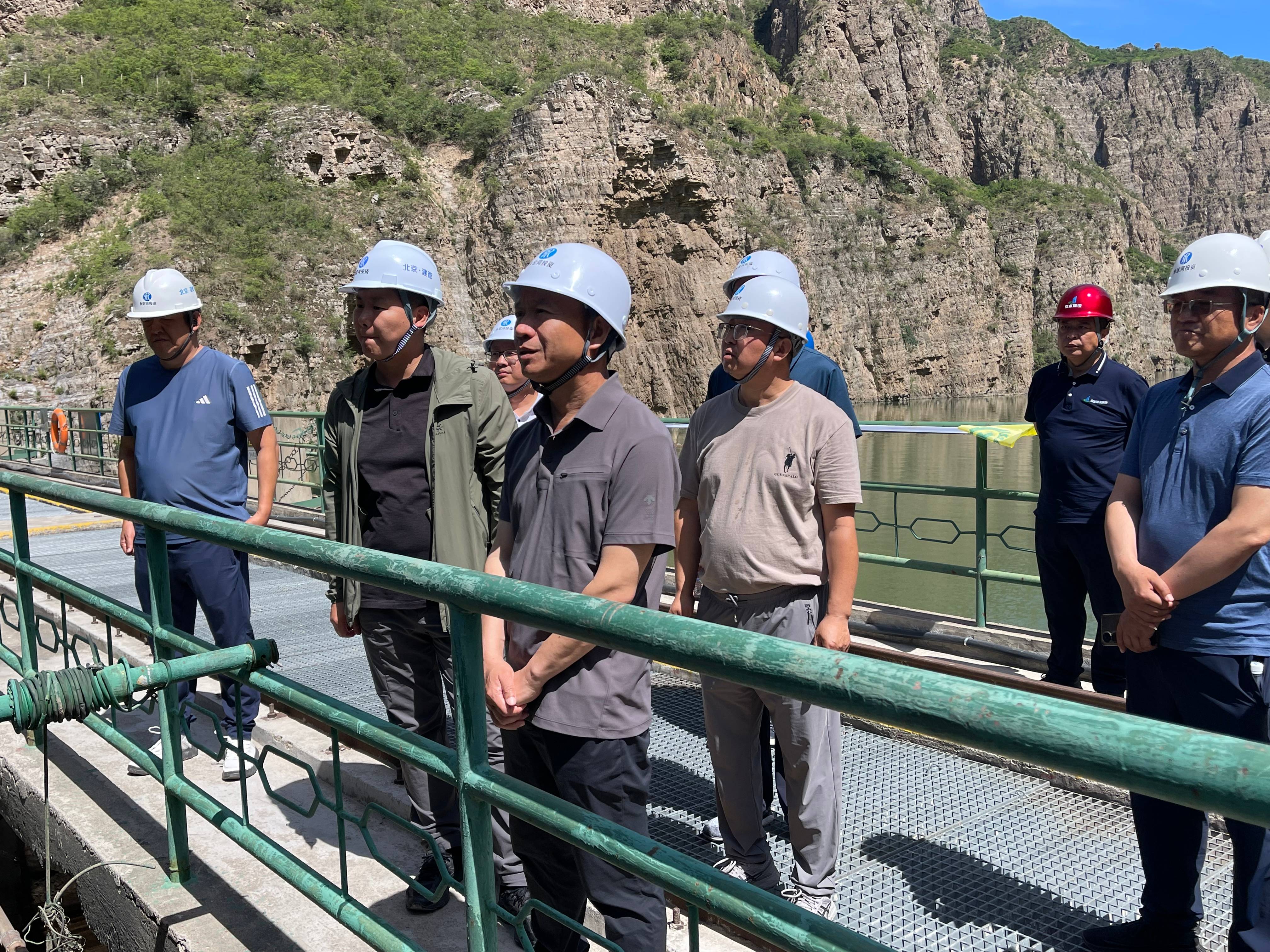 公司重要辅导查抄“两库”水毁建复落成及安全度汛情况 公司重要辅导查抄“两库”水毁建复落成及安全度汛情况