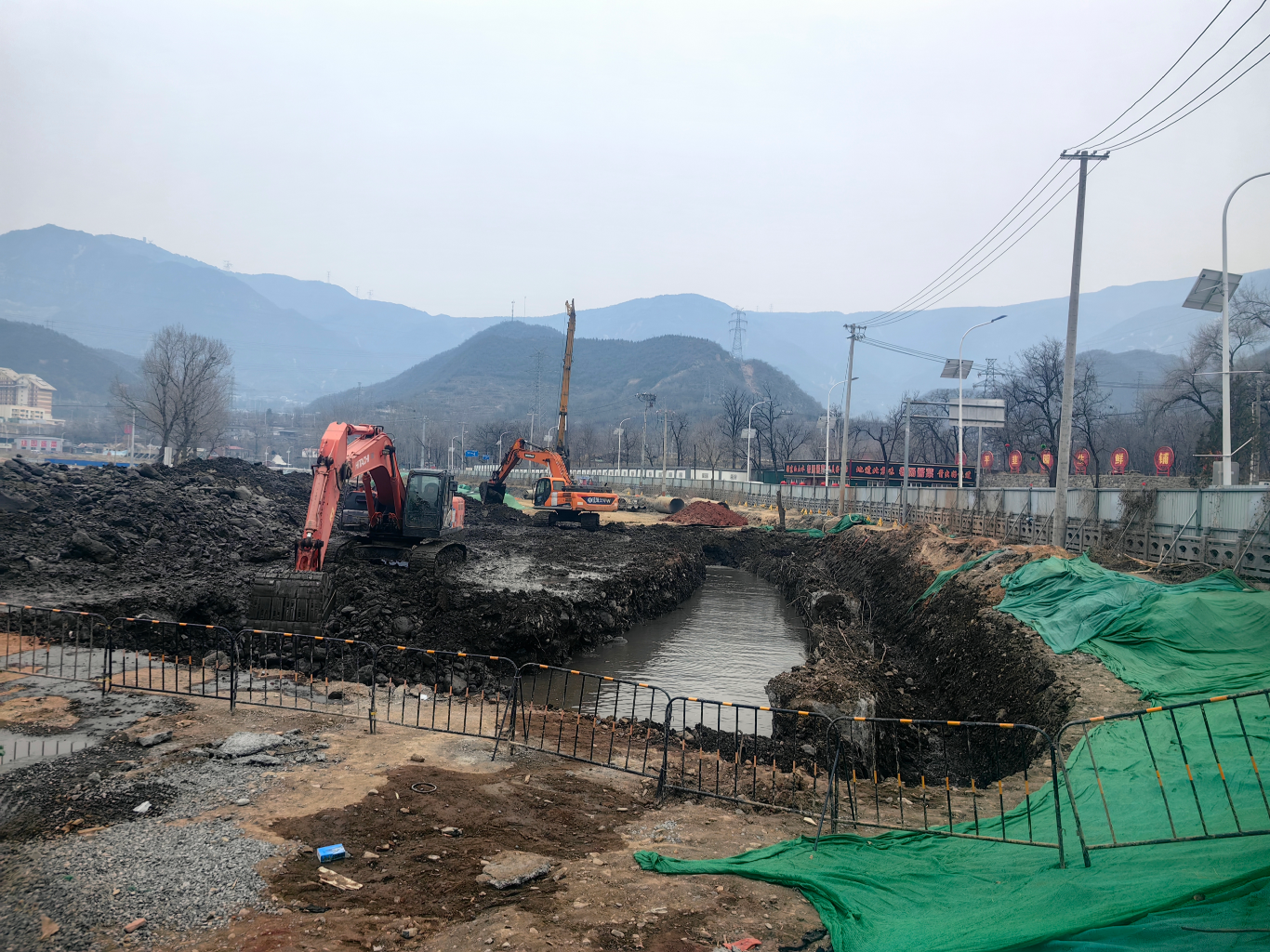 全力以“复”！J9集团北京灾后复原沉建火力全开冲刺“开门红”