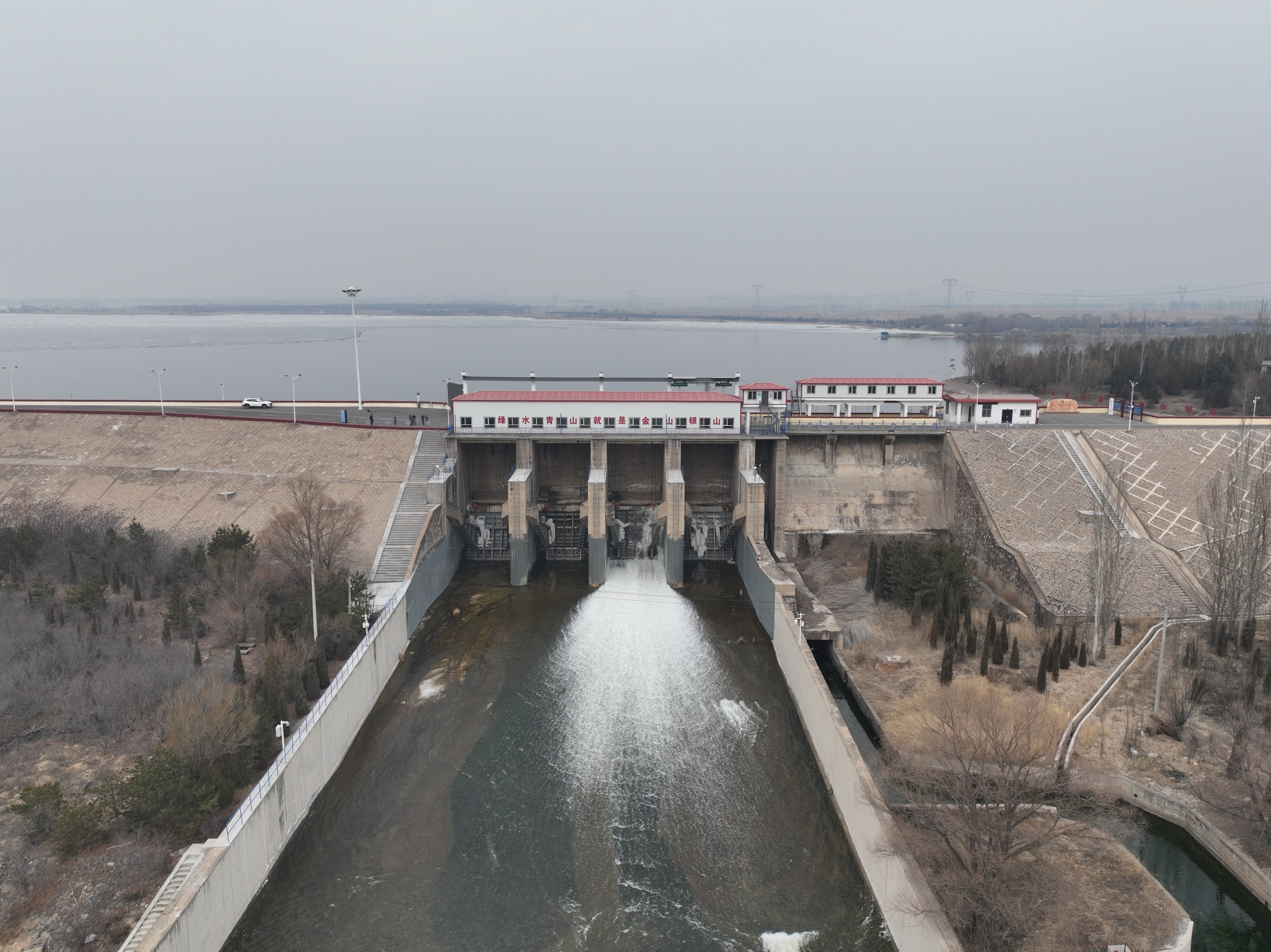 J9集团2025年春季生态补水全面启动 J9集团2025年春季生态补水全面启动