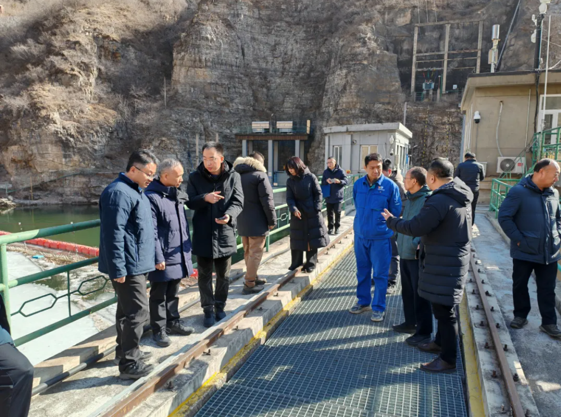 公司辅导在北京区域发展节前安全出产查抄并探望慰问一线职工 公司辅导在北京区域发展节前安全出产查抄并探望慰问一线职工
