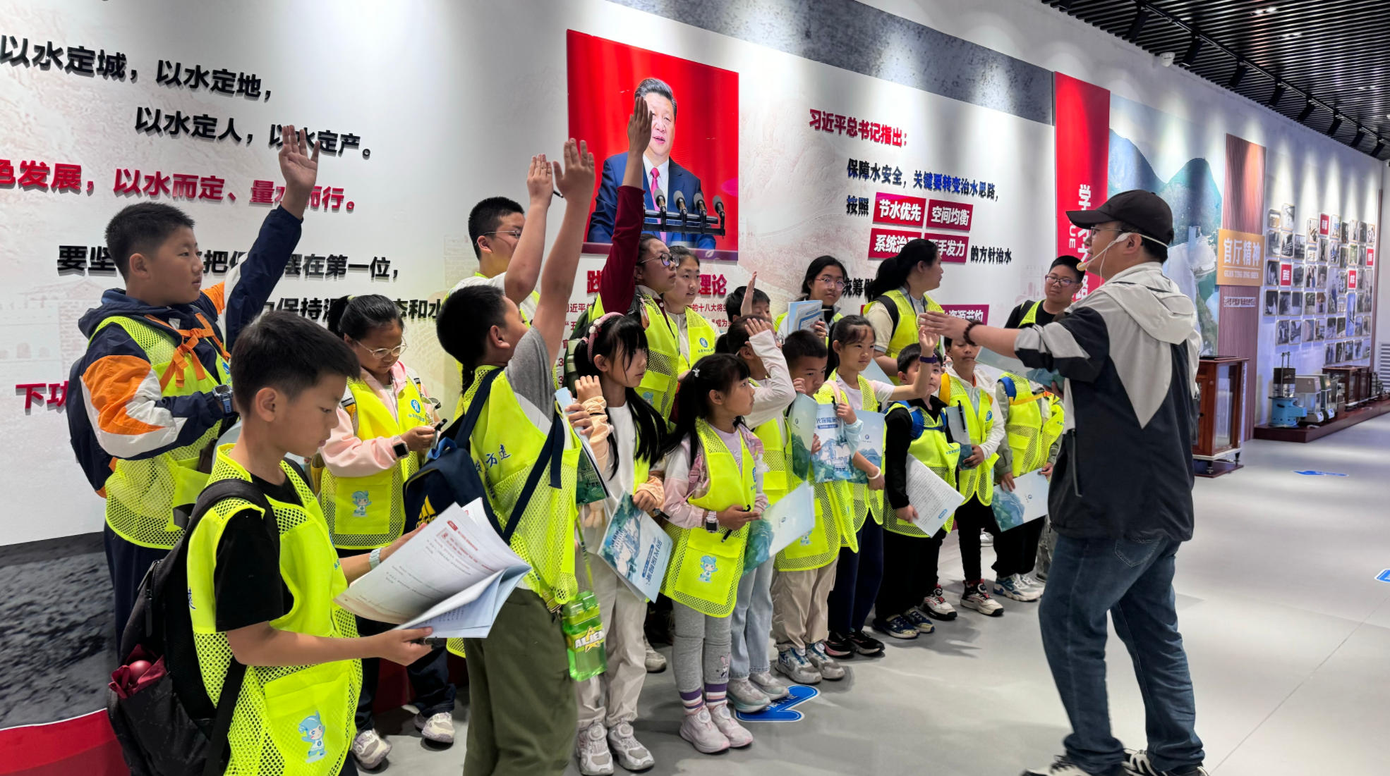 硬核研学上新!官厅水文化沉浸式实景讲堂,读懂水电与红色匠心 硬核研学上新!官厅水文化沉浸式实景讲堂,读懂水电与红色匠心