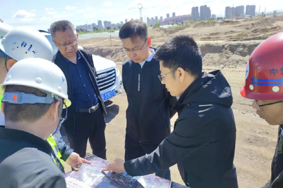 临汾地域结合党支部组织发展“笔墨赞永定，图画颂党恩”主题党日活动