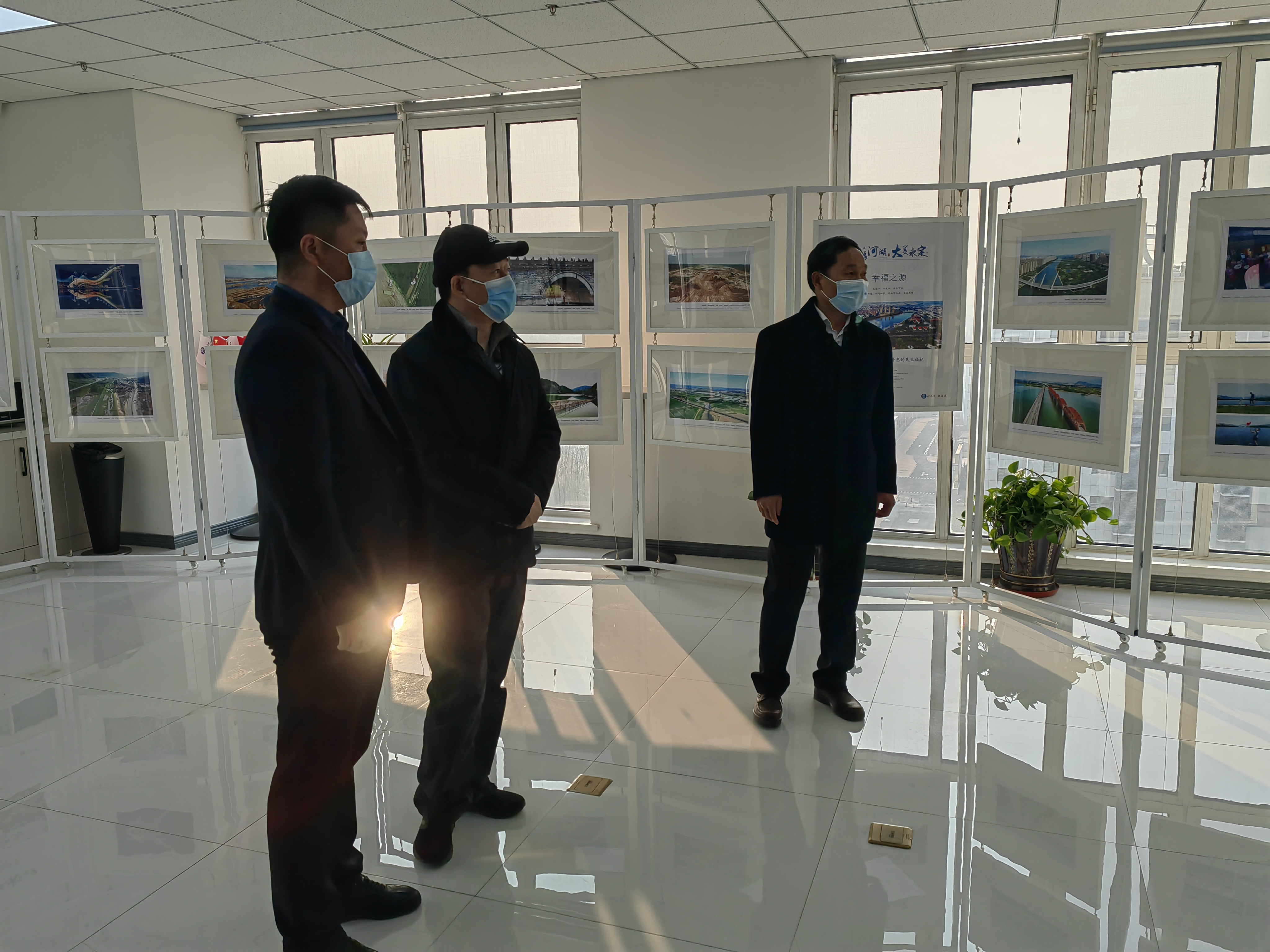临汾分公司与临汾市水利局、市文联结合进杏装人文永定启新程、水利战线迎新春”文化互换活动 临汾分公司与临汾市水利局、市文联结合进杏装人文永定启新程、水利战线迎新春”文化互换活动